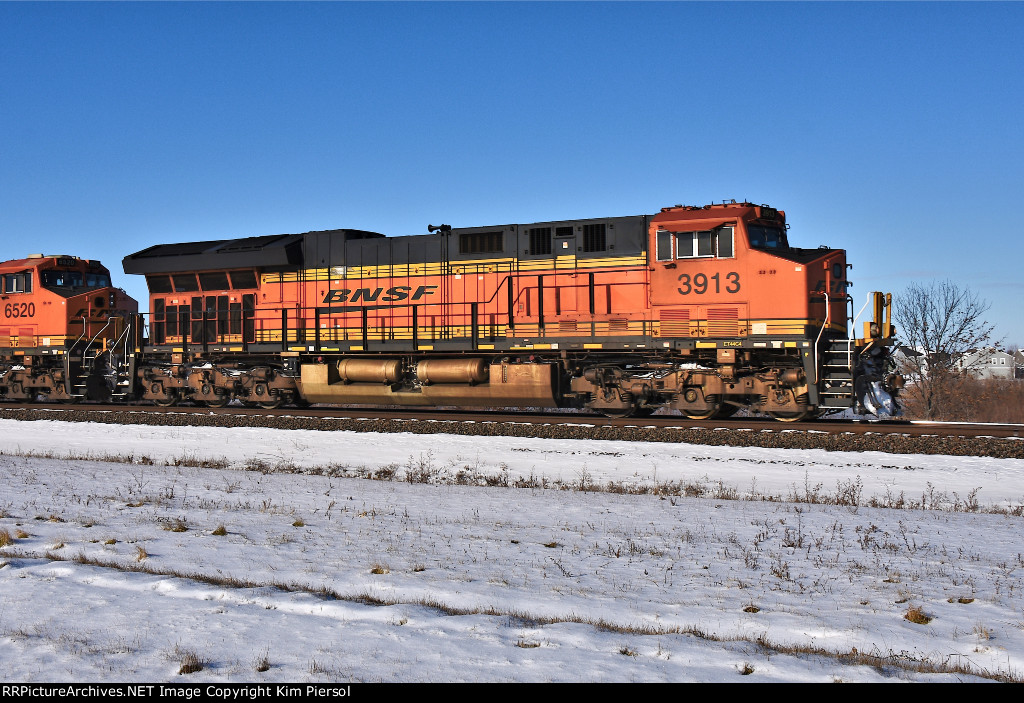 BNSF 3913